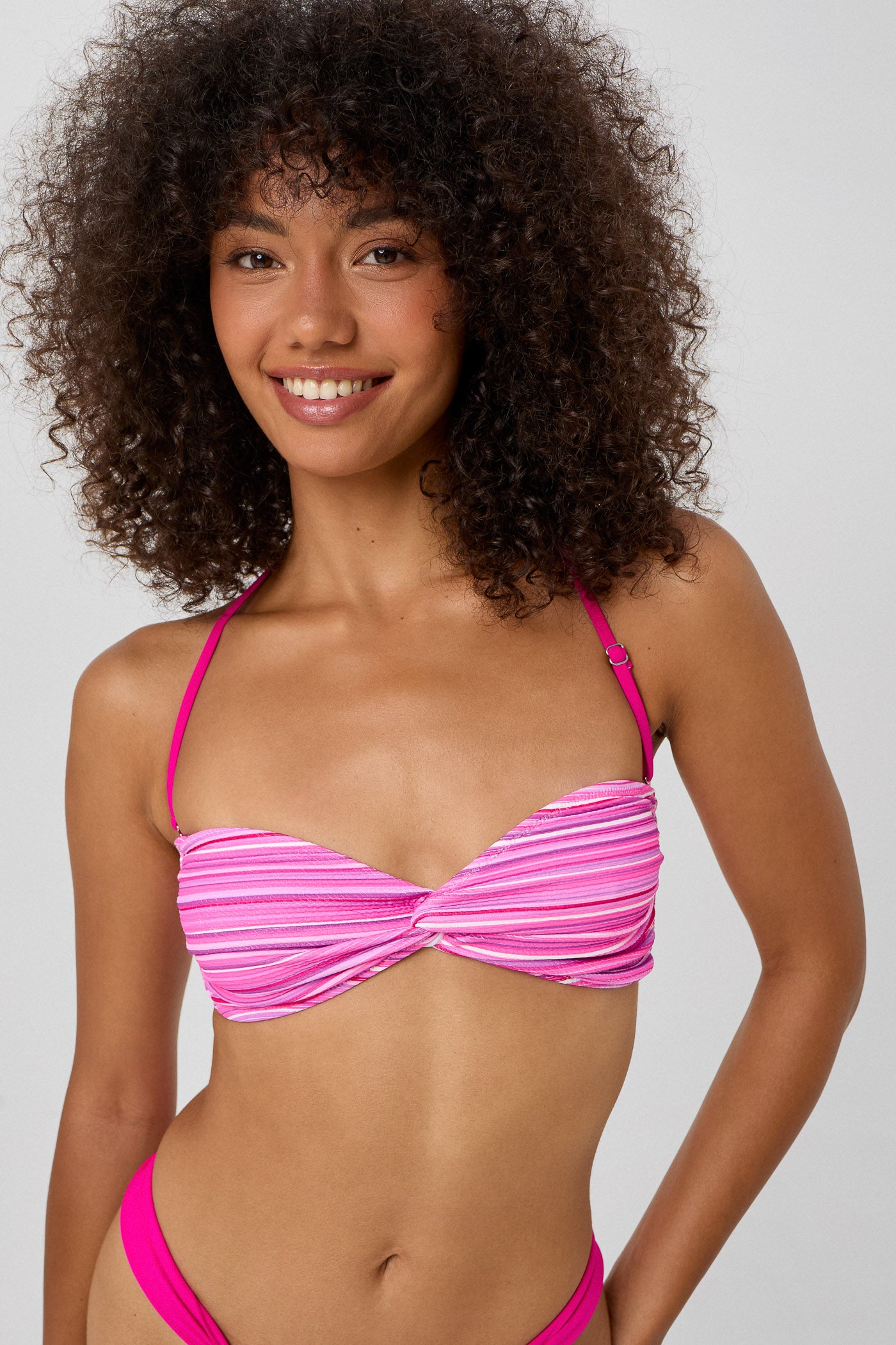 Nia Top (Raspberry)