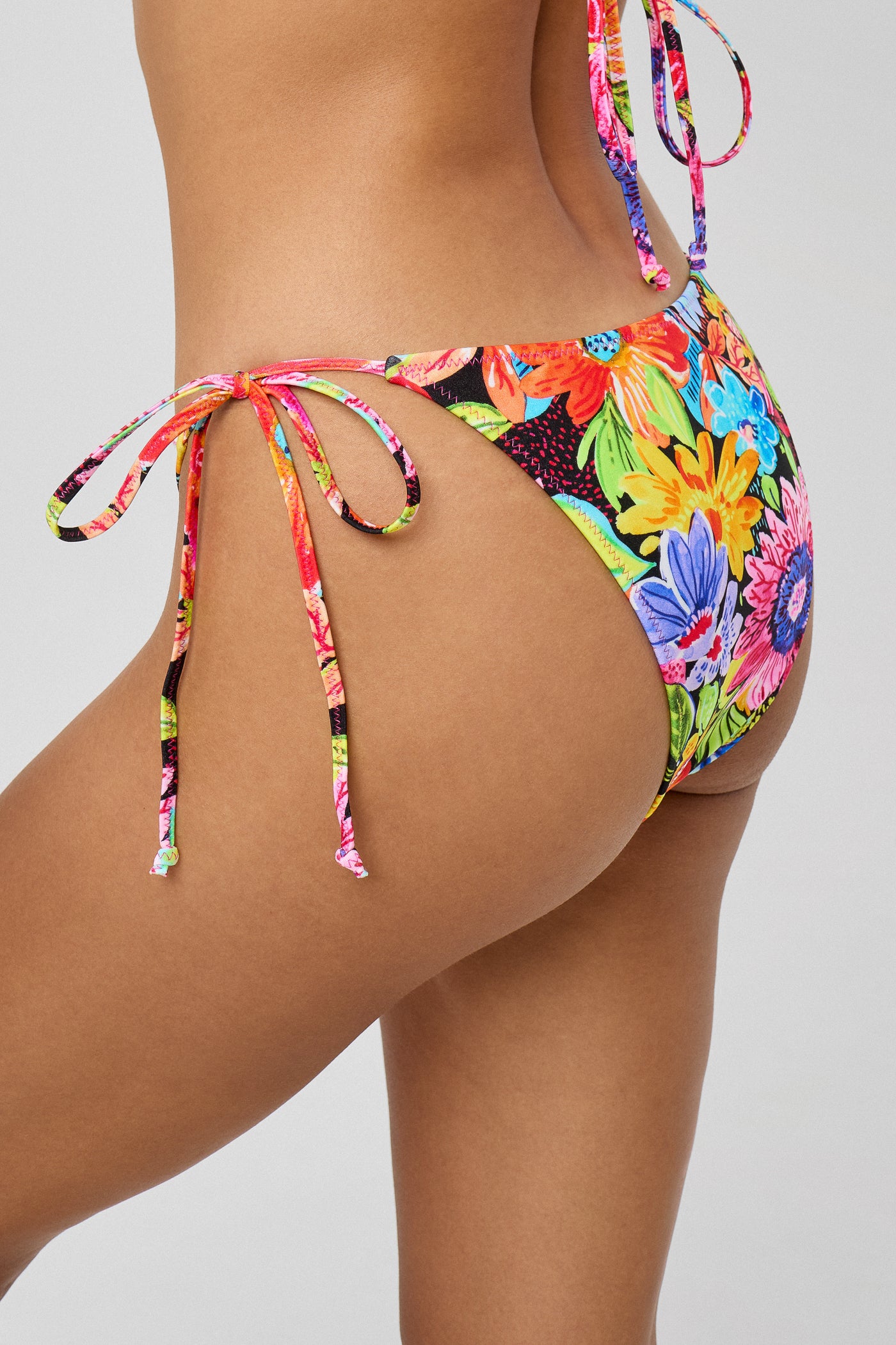Melody Bottom (Bouquet)